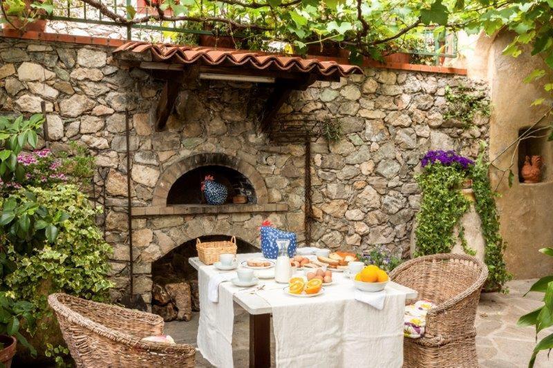 Agriturismo La Selva Hotel Finale Ligure Buitenkant foto